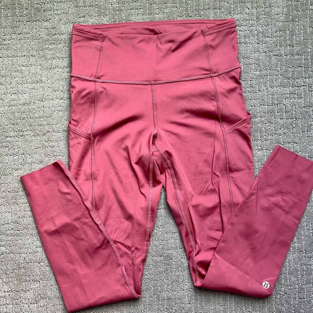 Fast and Free 25” Tight Size 6